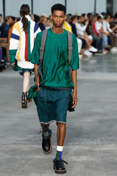 Look 24
